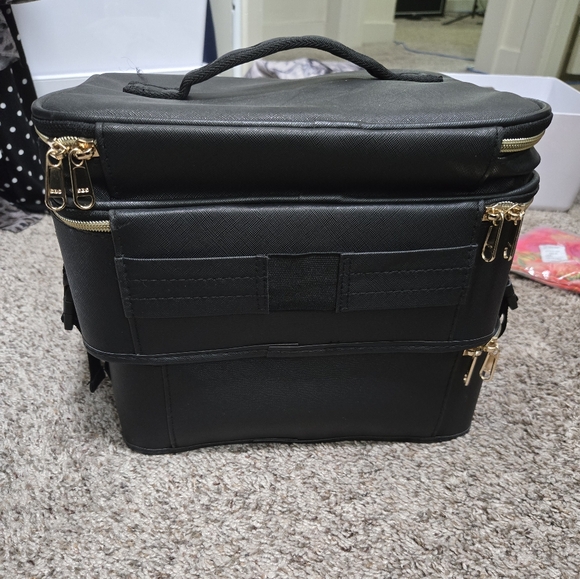 45 bottle nail polish travel holder - Black Makeup Organizer w/ Gold Accents - Picture 2 of 8